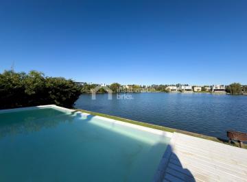 Casa · 383m² · 8 Ambientes · 4 Cocheras · Casa en Venta en Tipas, Nordelta, Tigre. 3 Plantas, 5 Dorm. en Suite! a La Laguna!
