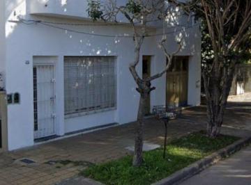 Casa de 4 ambientes, Morón · Casa de 120 m² con 3 Dorm. en Alquiler en El Palomar
