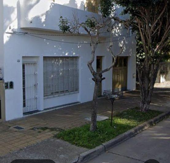 Casa · 90m² · 4 Ambientes · 1 Cochera