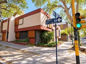 Casa de 6 ambientes, Ciudad de Mendoza · Venta Casa España 1914, Esquina Eusebio Blanco - Ideal Recicado / Profesionales