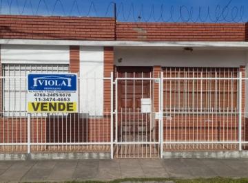 tres-de-febrero-pablo-podesta-venta-casa-4-ambientes · Casa en Pablo Podesta