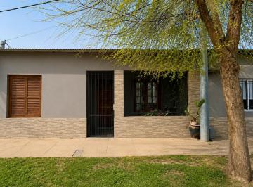 Casa de 3 ambientes, Casilda · Casa Familiar Más Local Comercial