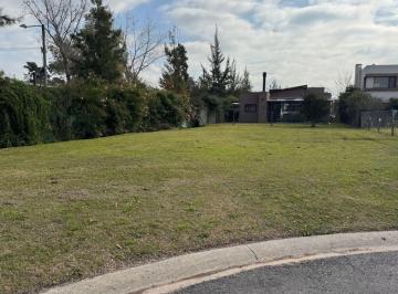 Terreno , Pilar · Venta Excelente Lote en Exclusivo Complejo Lagoon Pilar - Incluye Proyecto