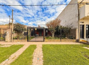 Casa · 155m² · 5 Ambientes · 2 Cocheras · Casa en Punta Lara