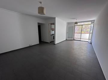 Departamento · 87m² · 3 Ambientes · En Venta Departamento 3 Dorm. - Guemes - Escritura