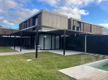 Casa · 137m² · 3 Dormitorios · Casa - Grand Bell