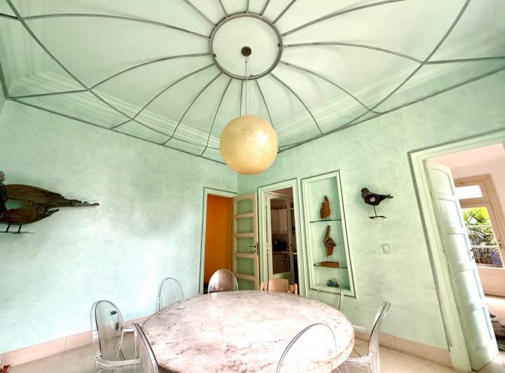 Departamento · 178m² · 7 Ambientes · 1 Cochera