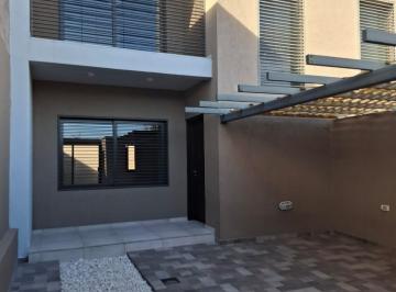 Casa de 4 ambientes, Luján de Cuyo · Alquilo Duplex Carrodilla