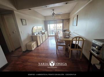 Departamento · 82m² · 4 Ambientes · 1 Cochera · Semipiso Al Frente con Balcón y Cochera. Piso Alto
