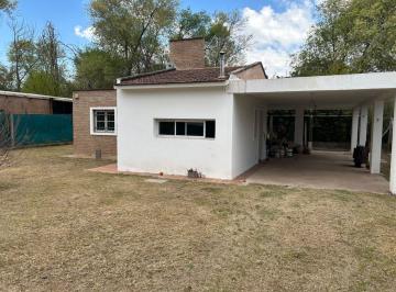Casa · 67m² · 2 Ambientes · Venta Casa en Unquillo 3 Dorm.
