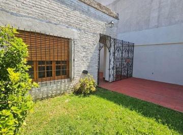 Casa · 115m² · 4 Ambientes · 2 Cocheras · Venta Casa 4 Ambientes Tablada Apto Credito