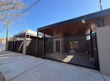 PH · 95m² · 3 Ambientes · 1 Cochera · Venta / PH 2 Dorm. / Cochera / Rafaela