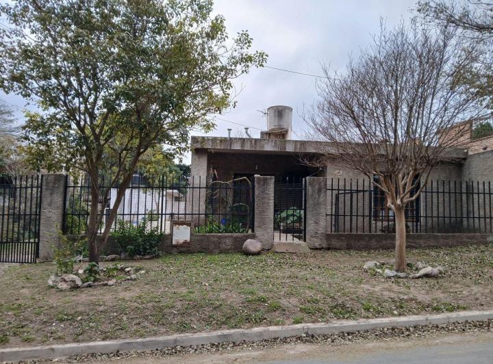 Casa · 221m² · 6 Ambientes