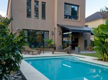 Casa de 4 ambientes, Escobar · Casa Venta Ingeniero Maschwitz, Barrio Cerrado y Pileta.