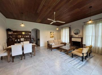 Casa · 123m² · 4 Ambientes · 2 Cocheras · Venta Casa 4 Ambientes Lindo Parque Bella Vista