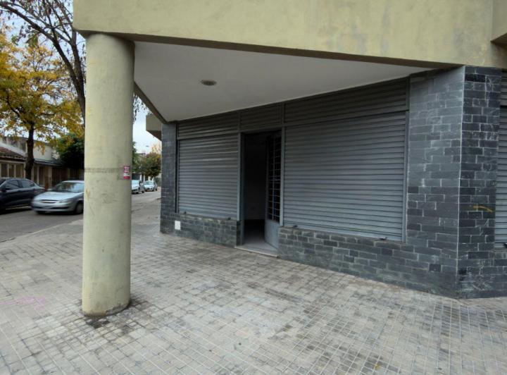 Local comercial · 32m²