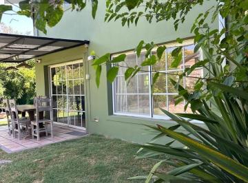 Casa · 118m² · 4 Ambientes · 2 Cocheras · Casa en Alquiler y Venta en Barrio Los Angeles Village - Ing Maschwitz