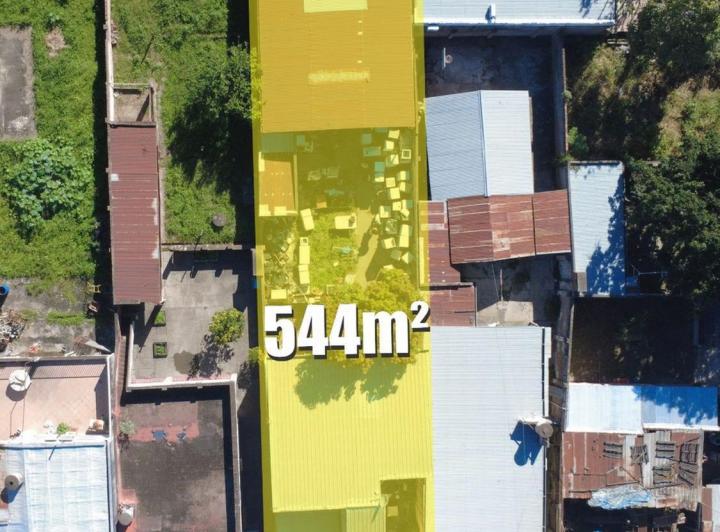 Terreno · 544m²