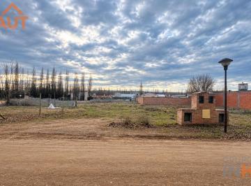 Terreno · 624m² · Venta de Terreno en Plottier