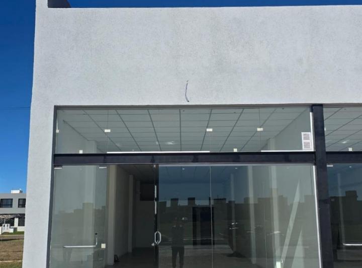 Local comercial · 79m² · 1 Ambiente