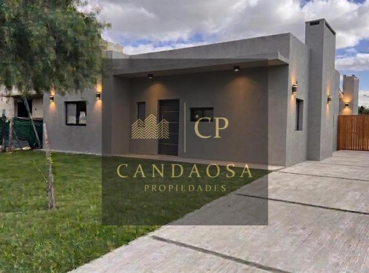 Casa · 120m² · 4 Ambientes · 2 Cocheras