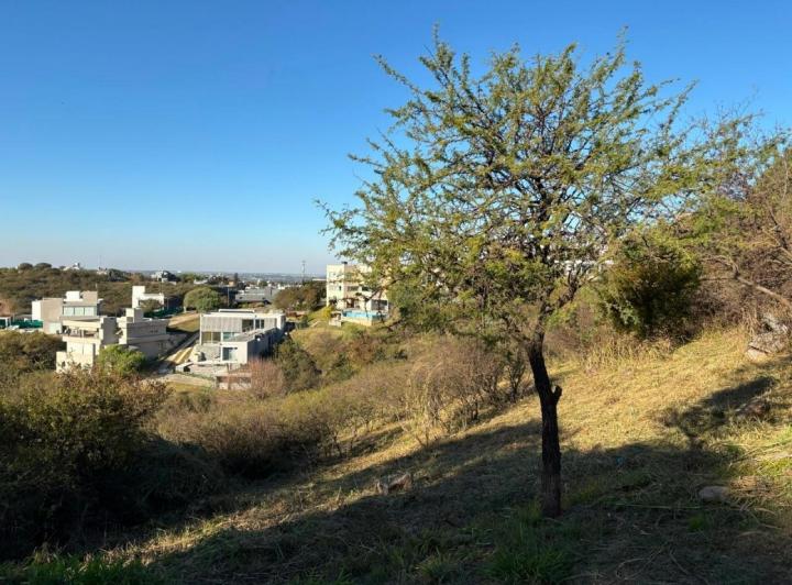 Terreno · 1500m²