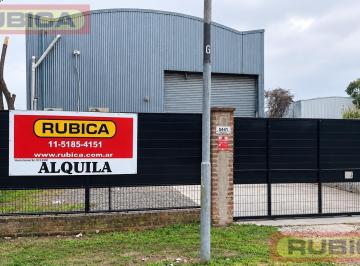 Depósito · 300m² · Alquiler Galpon 300 m² - Malvinas Argentinas a 30 m de Panamericana Km.31