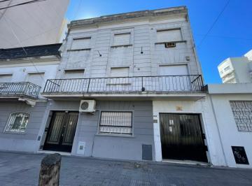 Casa · 214m² · 5 Ambientes · 1 Cochera · PH en Venta en La Plata - Av 13 E/ 57 y 58