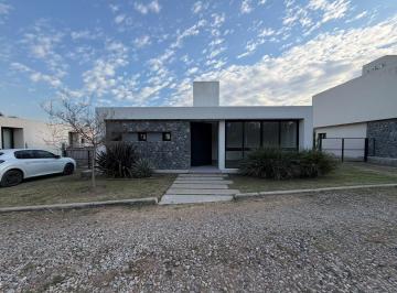 Foto · Casa de Categoria en Alquiler
