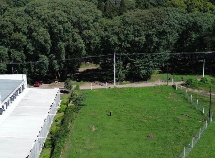Terreno · 1476m²