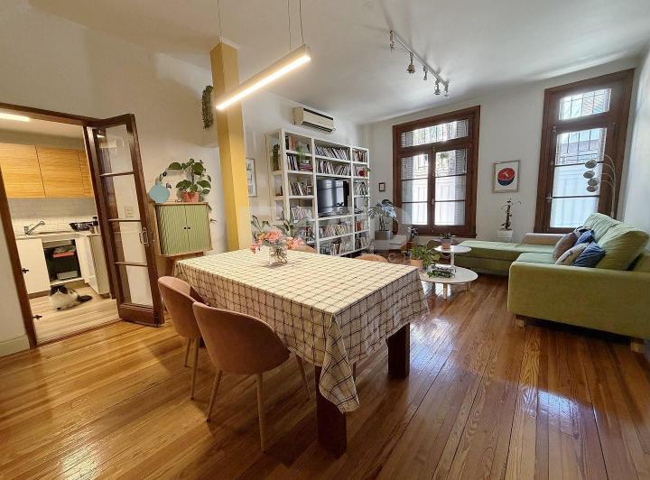 PH · 145m² · 5 Ambientes · 1 Cochera