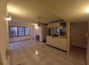 Departamento · 72m² · 3 Ambientes · Departamento en Alquiler en Morón, G. B. a. Zona Oeste, Argentina