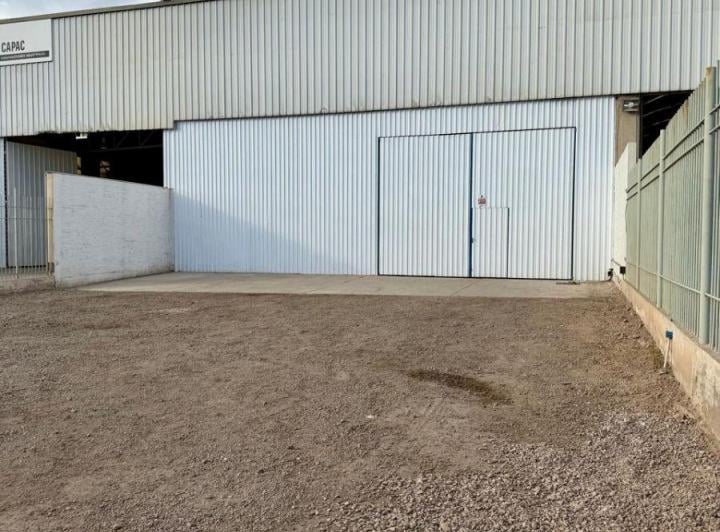 Bodega-Galpón · 850m²