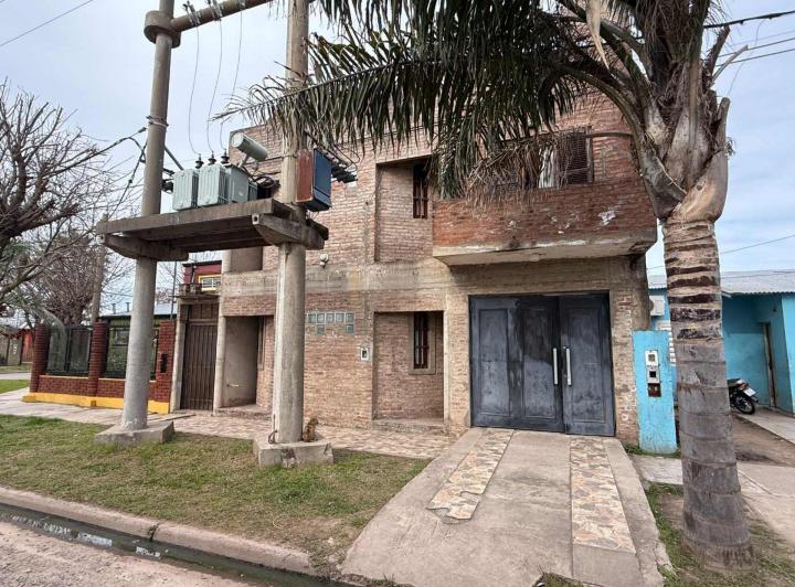 Casa · 155m² · 5 Ambientes · 1 Cochera