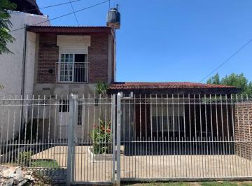 Casa · 116m² · 3 Ambientes · 1 Cochera · Venta Casa 3 Ambientes - José C Paz