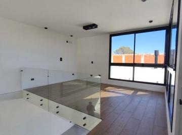 Casa · 250m² · 12 Ambientes · 2 Cocheras · Casa en Lote 360 Mtrs Asador Galeria Doble Cochera Techada con Porton Automatico