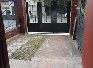 Casa de 4 ambientes, Lanús · Dúplex de 3 Ambientes con Garaje y Patio