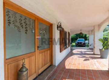 Casa · 150m² · 6 Ambientes · Venta Casa B. Cerrado La Tatenguita - 3 Dorm.