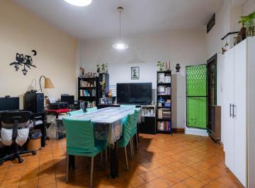 Casa · 120m² · 4 Ambientes · 2 Cocheras · Casa en Venta de 4 Ambientes en Ciudad Madero