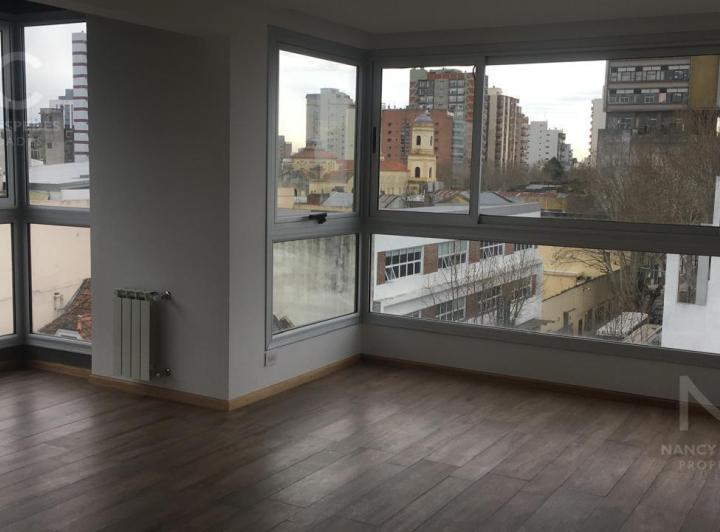Departamento · 80m² · 3 Ambientes · 1 Cochera