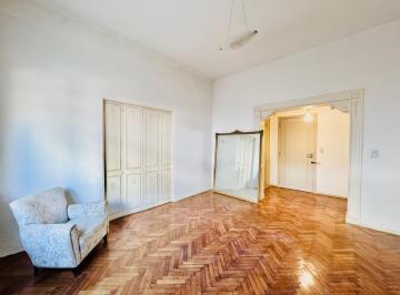 Departamento · 89m² · 3 Ambientes · Venta Depto 2 o 3 Amb Balcon Balvanera Monserrat