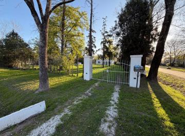 Quinta vacacional · 69m² · 2 Dormitorios · Casa - Quinta en Venta en Barrio Villa Los Álamos