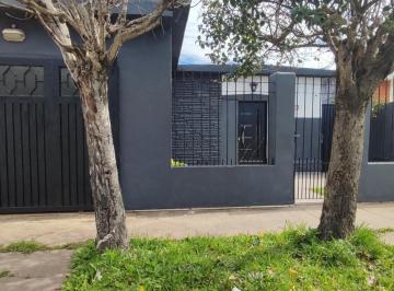 PH · 55m² · 3 Ambientes · 1 Cochera · Alquiler. PH 3 Ambientes, Patio y Cochera