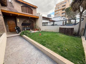 Casa · 320m² · 11 Ambientes · 2 Cocheras · Venta Casa 4 Dorm. en Barrio San Pablo, Cipolletti