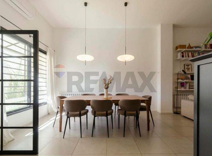 PH · 155m² · 4 Ambientes · 1 Cochera