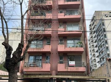 Departamento de 2 ambientes, Quilmes · Departamento 2 Amb con Cochera
