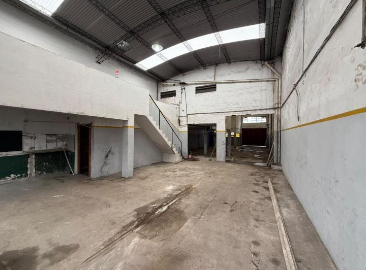 Bodega-Galpón · 340m²