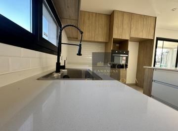 Casa · 179m² · 4 Ambientes · 3 Cocheras · Sgcasa Venta Barrio Santa Sofia