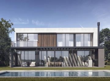 Casa · 220m² · 5 Ambientes · 5 Cocheras · Casa Moderna Al Agua con Pileta y 3 Dorm. en Los Castores, Nordelta