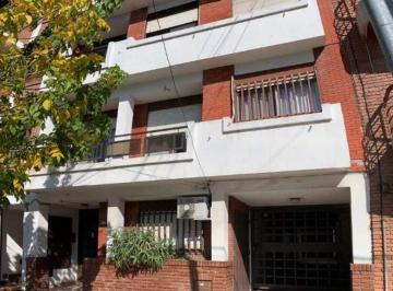Departamento de 2 ambientes, Avellaneda · Departamento 2 Ambientes con Cochera en Wilde (Excelente Estado)
